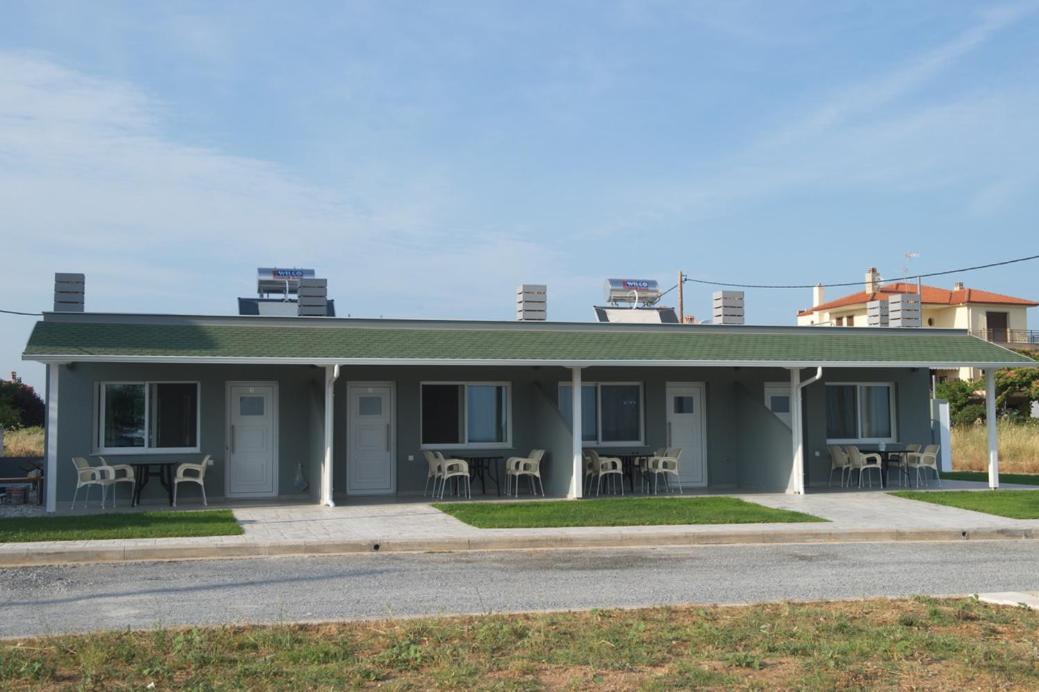Onar By The Sea Luxurious Apartments Flogita Exterior photo